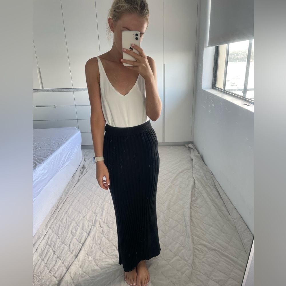 Glassons black ribbed maxi skirt